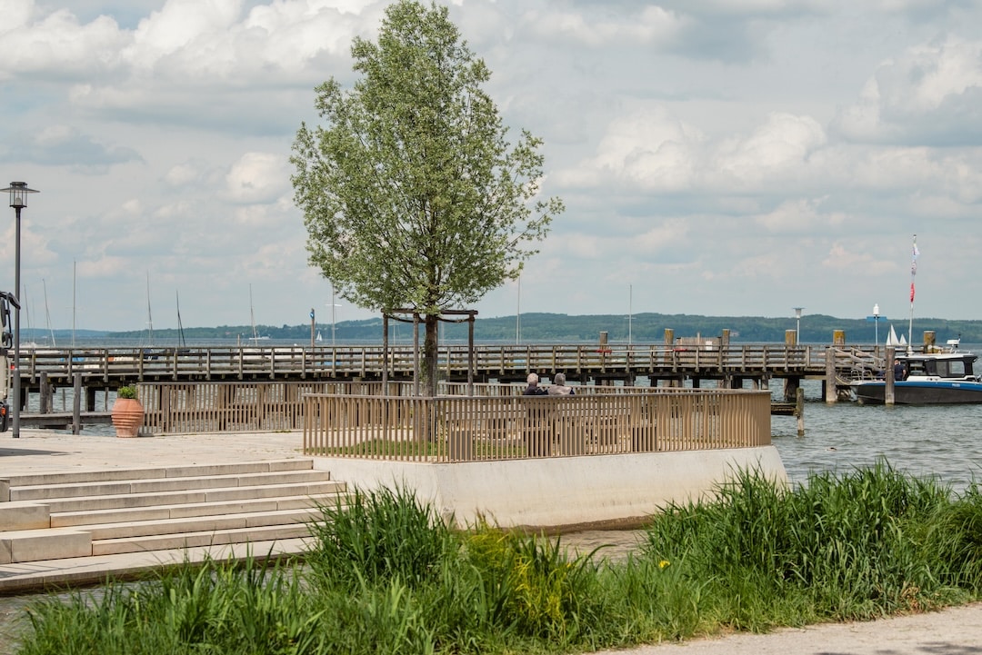 Seeuferpromenade Dießen am Ammersee, lohrer.hochrein landschaftsarchitekten und stadtplaner mit Ingenieursbüro Engelsmann Peters, Foto: © Laura Loewel