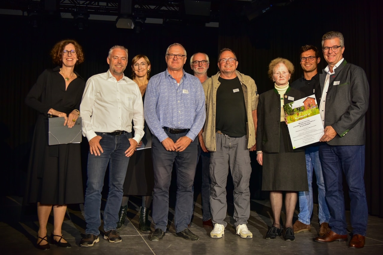 In der Kategorie „Pflanzenverwendung und Biodiversität" geht die Auszeichnung an das Projekt Nordpark III in Plattling von BEM Burkhard | Engelmayer | Mendel Landschaftsarchitekten Stadtplaner. Foto: © Laura Loewel